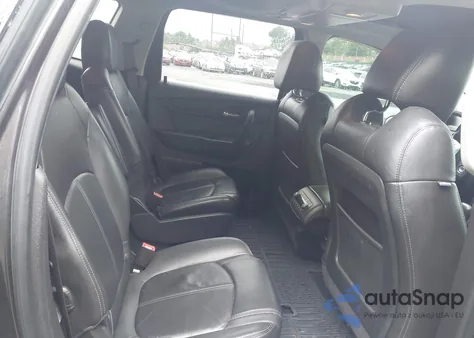 2015 Chevrolet Traverse 2Lt z USA, uszkodzony, nr VIN 1GNKVHKD1FJ185355